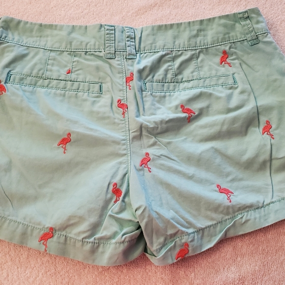 Old Navy Flamingo Shorts - Picture 2 of 3